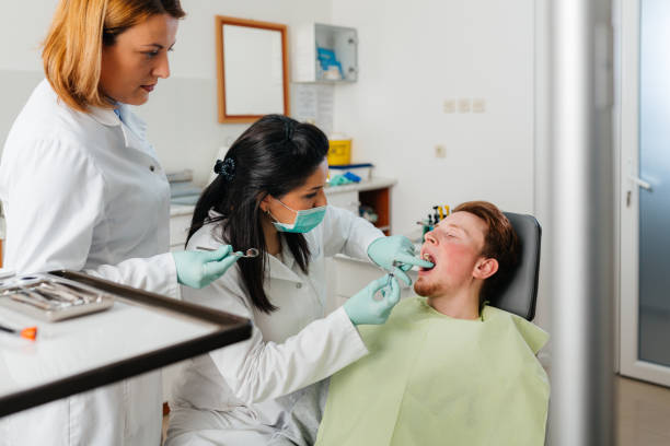 Best Dentist for Tooth Abscess  in Gang Mills, NY